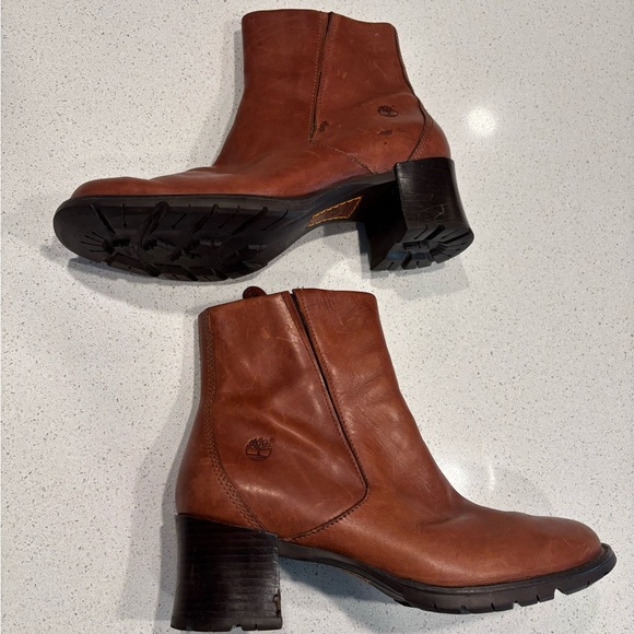 Timberland Leather Heeled Boots, size 10 - Picture 1 of 11